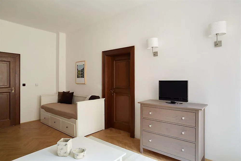 Abc Suites Praga Hotel apartamentowy