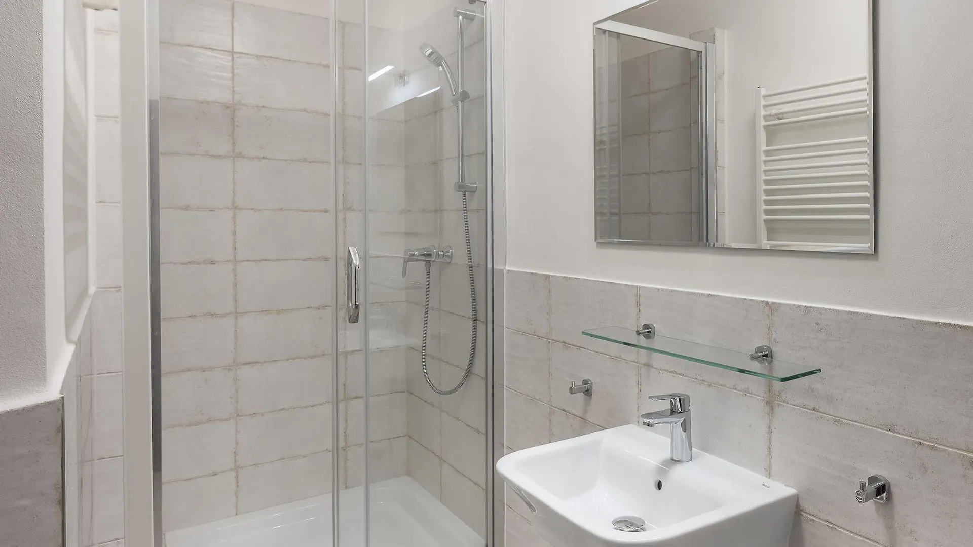 Abc Suites Prague Aparthotel